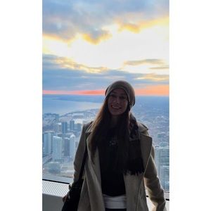 Meet your Posher, Celeste